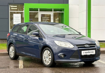 Подержанный автомобиль Ford Focus Wagon 2012 года (3 фото)