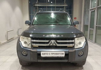 Подержанный автомобиль Mitsubishi Pajero 2008 года (2 фото)
