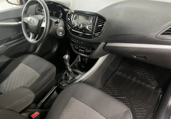 Подержанный автомобиль LADA (ВАЗ) Vesta Sedan 2021 года (11 фото)