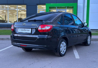 Подержанный автомобиль LADA (ВАЗ) Granta Liftback 2017 года (5 фото)
