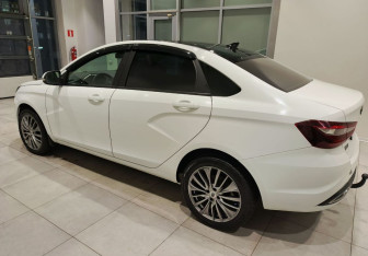 Подержанный автомобиль LADA (ВАЗ) Vesta Sedan 2023 года (5 фото)