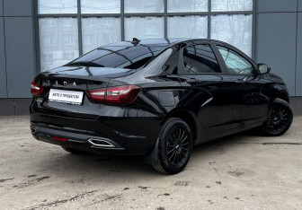 Подержанный автомобиль LADA (ВАЗ) Vesta Sedan 2024 года (6 фото)