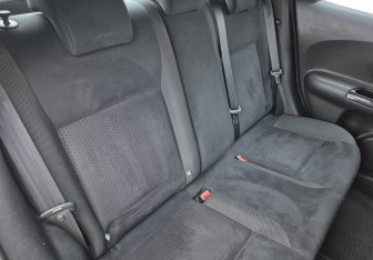 Подержанный автомобиль Nissan Juke 2014 года (11 фото)