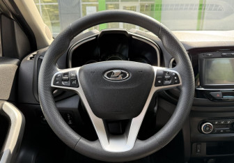 Подержанный автомобиль LADA (ВАЗ) XRAY 2018 года (13 фото)