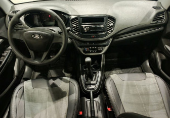 Подержанный автомобиль LADA (ВАЗ) Vesta Sedan 2020 года (11 фото)