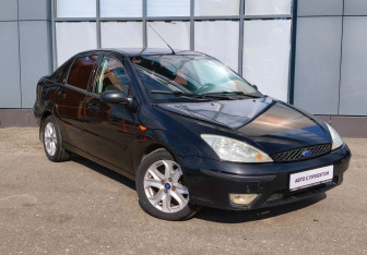 Подержанный автомобиль Ford Focus Sedan 2004 года (3 фото)