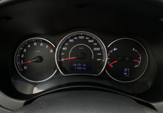 Подержанный автомобиль Renault Koleos 2012 года (12 фото)