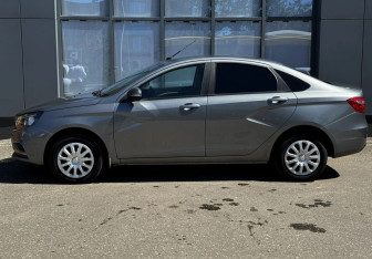 Подержанный автомобиль LADA (ВАЗ) Vesta Sedan 2020 года (5 фото)