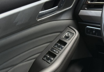 Подержанный автомобиль Haval F7x 2023 года (14 фото)