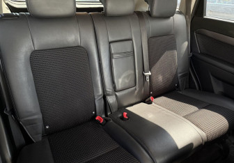 Подержанный автомобиль Chevrolet Captiva 2012 года (10 фото)