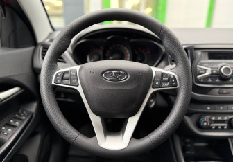 Подержанный автомобиль LADA (ВАЗ) Vesta Sedan 2018 года (12 фото)