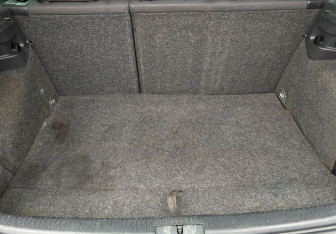 Подержанный автомобиль Volkswagen Golf Hatchback 2008 года (16 фото)