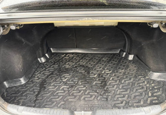 Подержанный автомобиль Kia Cerato Sedan 2012 года (16 фото)