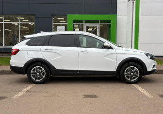 Подержанный автомобиль LADA (ВАЗ) Vesta Wagon 2019 года (4 фото)