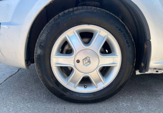 Подержанный автомобиль LADA (ВАЗ) Largus Wagon 2013 года (12 фото)