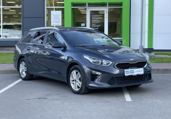 Подержанный автомобиль Kia Ceed Wagon 2020 года (3 фото)