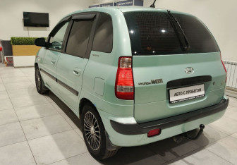 Подержанный автомобиль Hyundai Matrix 2005 года (4 фото)
