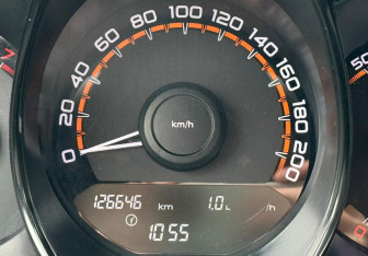 Подержанный автомобиль LADA (ВАЗ) Vesta Wagon 2019 года (13 фото)