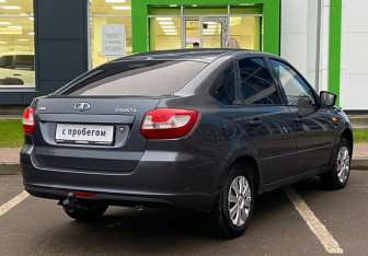 Подержанный автомобиль LADA (ВАЗ) Granta Liftback 2015 года (5 фото)