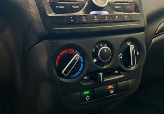 Подержанный автомобиль LADA (ВАЗ) Granta Sedan 2023 года (14 фото)