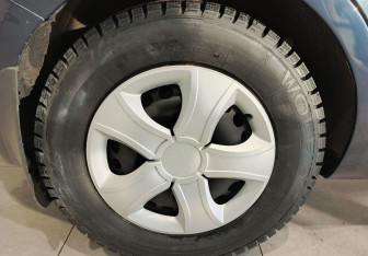 Подержанный автомобиль Ford S-MAX 2011 года (15 фото)