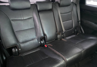 Подержанный автомобиль Kia Sorento 2012 года (10 фото)