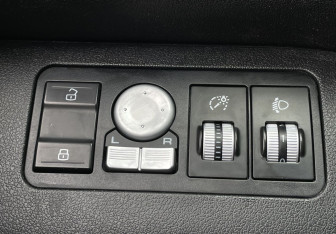 Подержанный автомобиль Lifan X60 2013 года (13 фото)