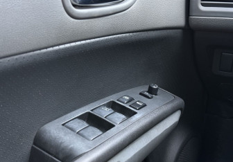 Подержанный автомобиль Nissan X-Trail 2008 года (14 фото)