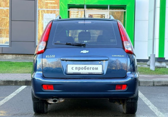 Подержанный автомобиль Chevrolet Rezzo 2008 года (7 фото)