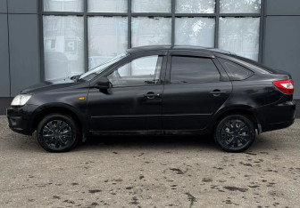 Подержанный автомобиль LADA (ВАЗ) Granta Liftback 2014 года (5 фото)