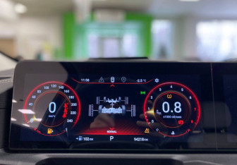 Подержанный автомобиль Exeed VX 2022 года (12 фото)