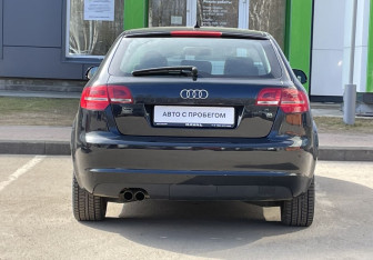 Подержанный автомобиль Audi A3 Hatchback 2009 года (6 фото)