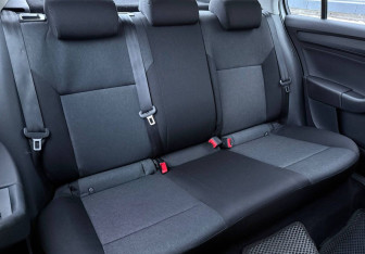 Подержанный автомобиль Skoda Rapid Liftback 2018 года (9 фото)