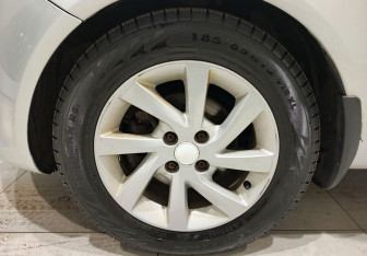 Подержанный автомобиль Opel Corsa 2010 года (14 фото)