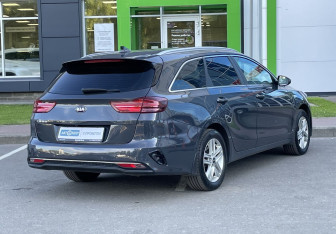 Подержанный автомобиль Kia Ceed Wagon 2020 года (5 фото)