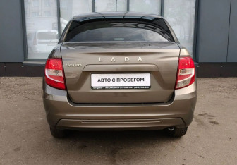 Подержанный автомобиль LADA (ВАЗ) Granta Sedan 2020 года (8 фото)