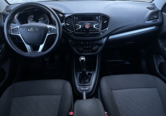 Подержанный автомобиль LADA (ВАЗ) Vesta Wagon 2019 года (9 фото)