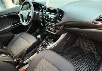 Подержанный автомобиль LADA (ВАЗ) Vesta Sedan 2017 года (11 фото)