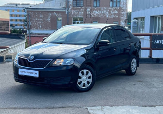 Подержанный автомобиль Skoda Rapid Liftback 2019 года (1 фото)
