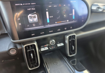 Подержанный автомобиль Haval Dargo 2023 года (14 фото)