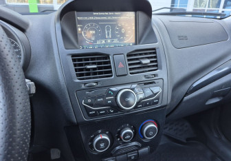 Подержанный автомобиль LADA (ВАЗ) Kalina Hatchback 2013 года (14 фото)