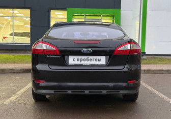 Подержанный автомобиль Ford Mondeo Liftback 2007 года (6 фото)