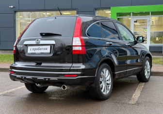 Подержанный автомобиль Honda CR-V 2010 года (5 фото)