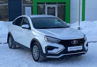 Подержанный автомобиль LADA (ВАЗ) Vesta Sedan 2024 года (3 фото)