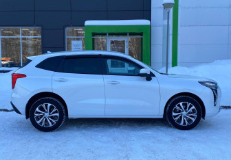 Подержанный автомобиль Haval Jolion 2022 года (4 фото)