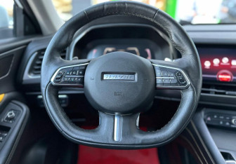 Подержанный автомобиль Haval F7x 2020 года (12 фото)