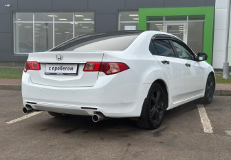 Подержанный автомобиль Honda Accord Sedan 2012 года (5 фото)