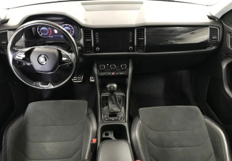Подержанный автомобиль Skoda Kodiaq 2020 года (10 фото)