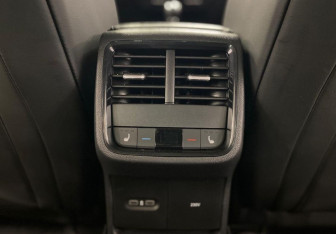 Подержанный автомобиль Skoda Octavia Liftback 2020 года (15 фото)