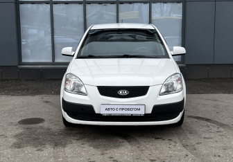 Подержанный автомобиль Kia Rio Sedan 2009 года (2 фото)
